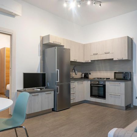 I Host Apartment - Montesuello 9 Mailand Exterior foto