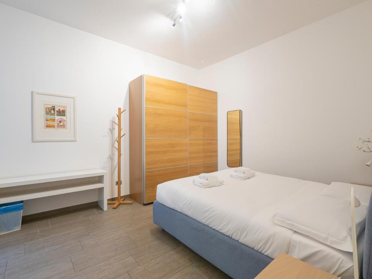 I Host Apartment - Montesuello 9 Mailand Exterior foto